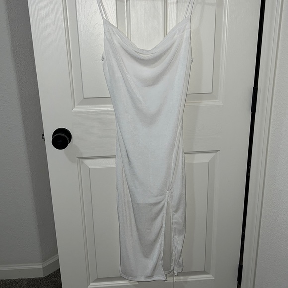 White Shimmery/Soft Dress - Picture 2 of 9